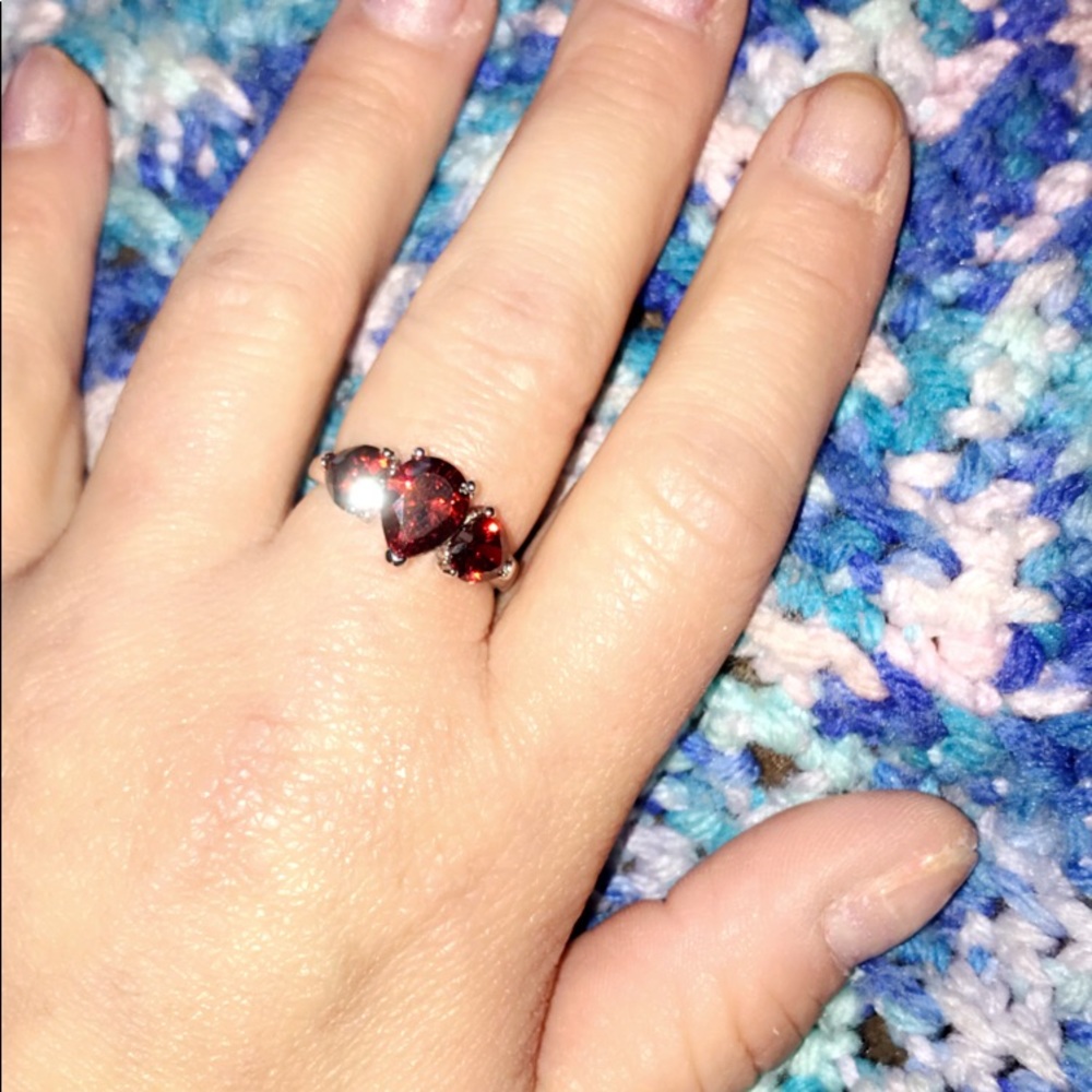 BRAND NEW 14KT (STAMPED) 1.10CT GARNET RING - Picture 5 of 8